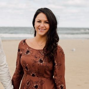 Meet your Posher, Leah